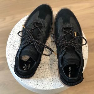 9.5 Ivy Park X Adidas